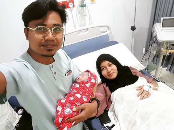 Isteri Lan, Nur Sheila Hassim selamat melahirkan Nur Amna Quxandra pada 24 Februari lalu.